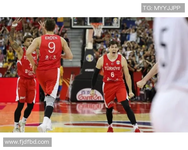 国际友谊赛聚焦突尼斯与土耳其两队精彩对决展现足球魅力